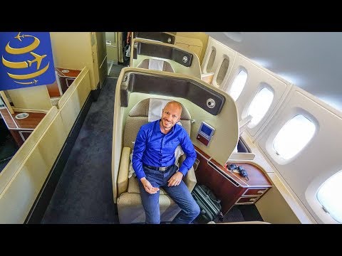 Qantas First Class A380 SYD-LAX &amp; an outstanding crew | Luxury Aviator