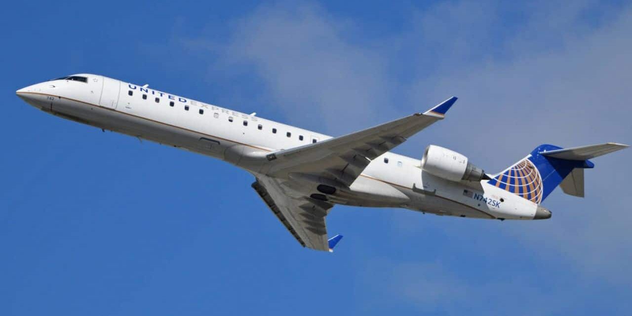 United Airlines Bombardier Regional Jet 700 Economy Class