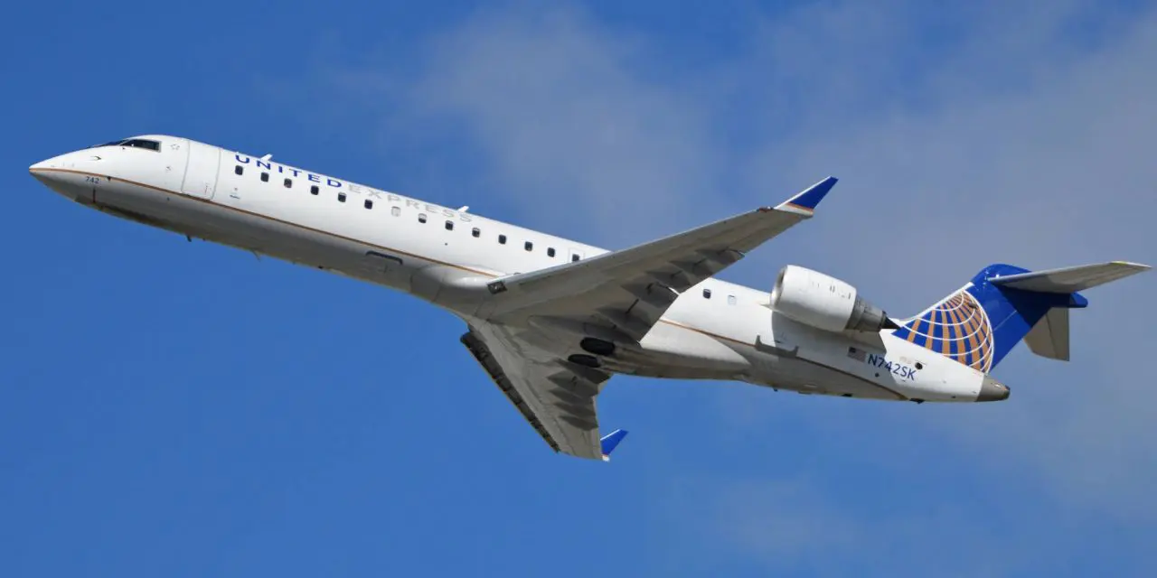 United Airlines Bombardier Regional Jet 700 Economy Class