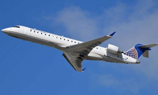United Airlines Bombardier Regional Jet 700 Economy Class