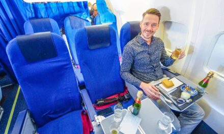 KLM Boeing 737-700 Business Class