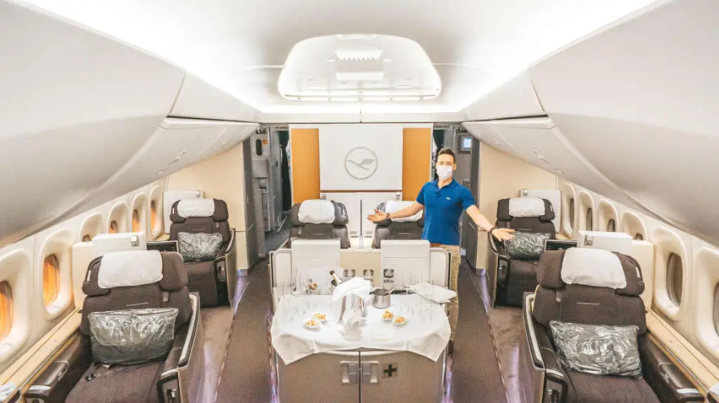 Lufthansa First Class mit aktuellen Einschränkungen