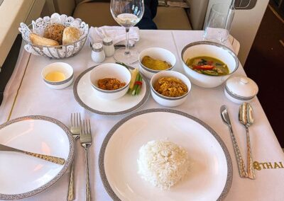 Neue Thai First
