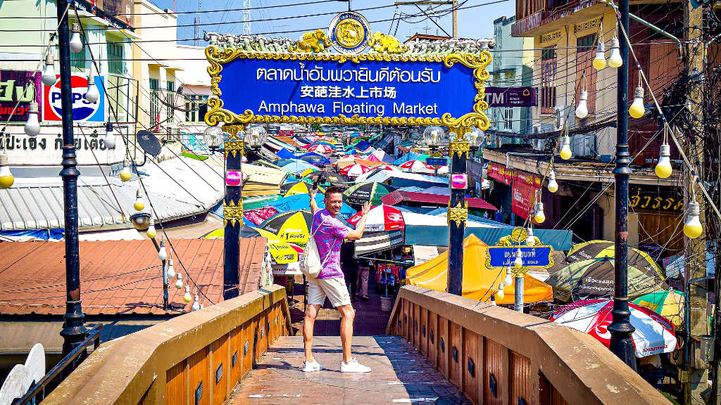 Amphawa Floating Market