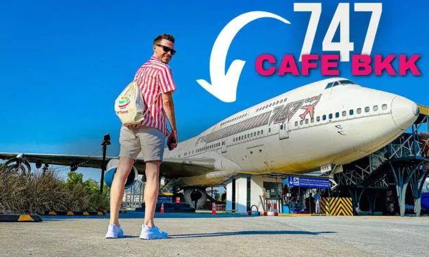 747 Café Bangkok: Der ungewöhnlichste Cafébesuch unseres Lebens